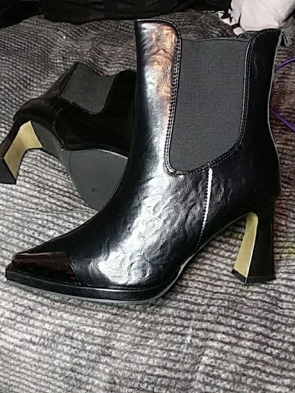 Black Women's Pointed Toe Ankle Boots